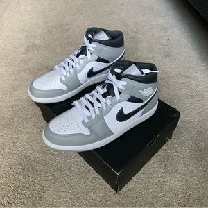 Brand new air Jordan 1 mid